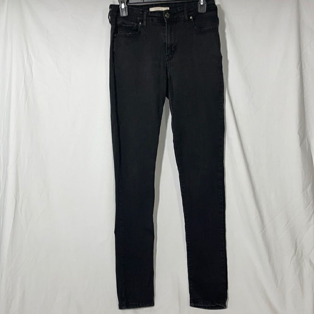711 Skinny Jeans